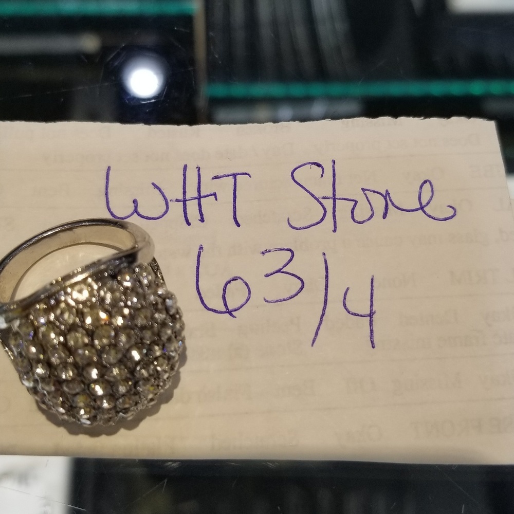 Ring - Picture 5 of 6